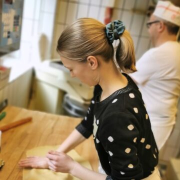 Image 22: Herstellung von Leipziger Lerchen bei der Bäckerei Kleinert